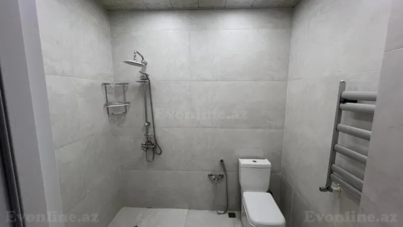 Kirayə verilir 2 otaqlı Mənzil Yeni tikili 70 m² Koroğlu m. - şəkil 9