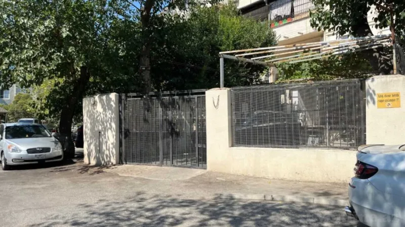 Satılır 3 otaqlı Mənzil Köhnə tikili 100 m² Gənclik m. - şəkil 3