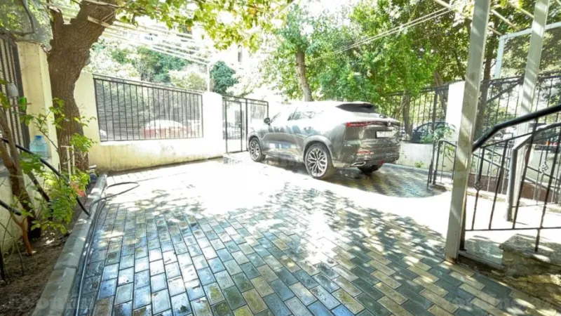 Satılır 3 otaqlı Mənzil Köhnə tikili 100 m² Gənclik m. - şəkil 4