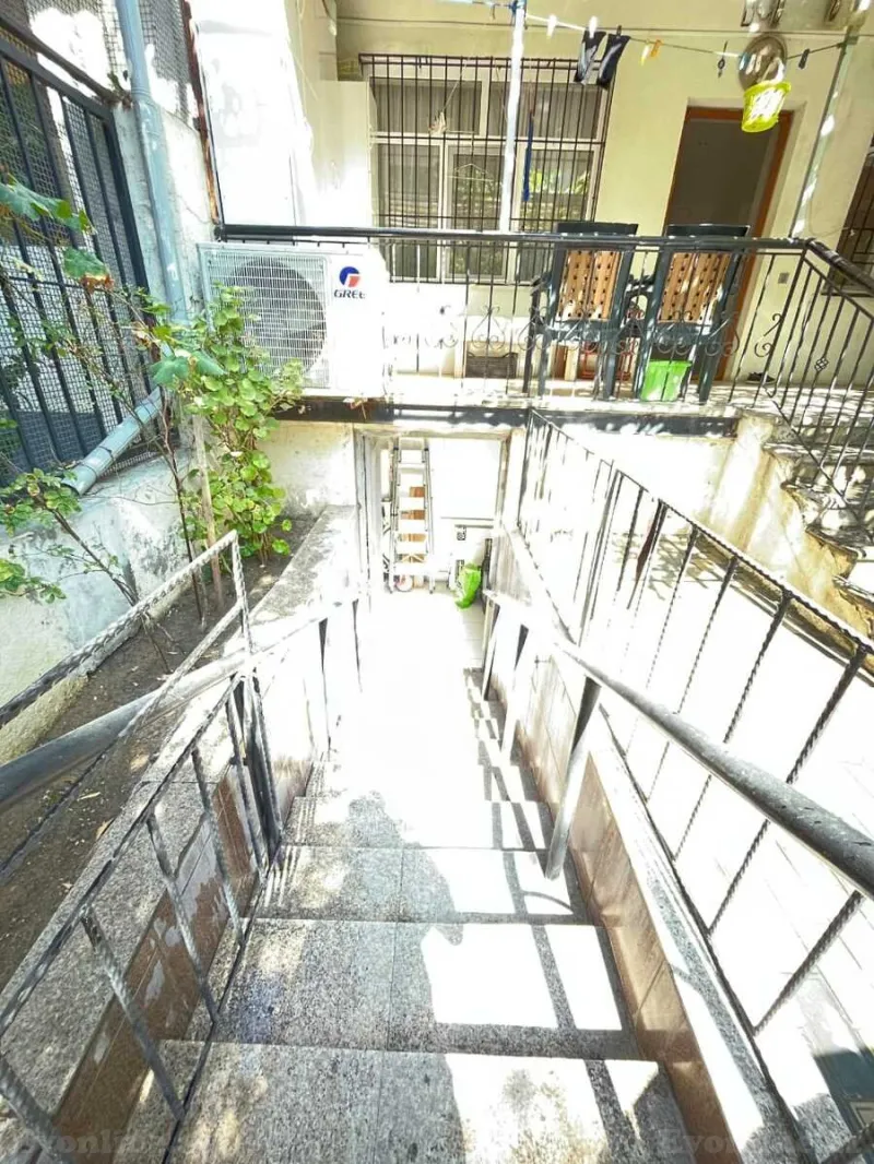 Satılır 3 otaqlı Mənzil Köhnə tikili 100 m² Gənclik m. - şəkil 5