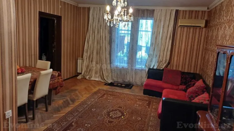 Satılır 3 otaqlı Mənzil Yeni tikili 122 m² 28 May m.