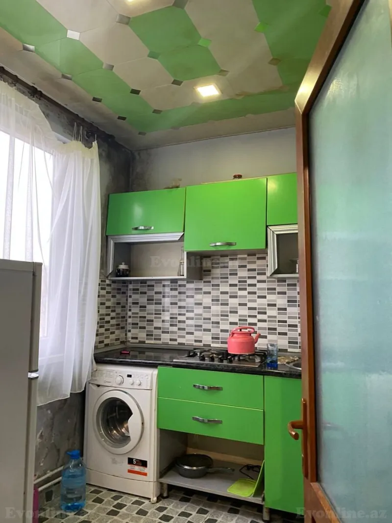 Kirayə verilir 2 otaqlı Mənzil Köhnə tikili 50 m² Memar Əcəmi m. - şəkil 4