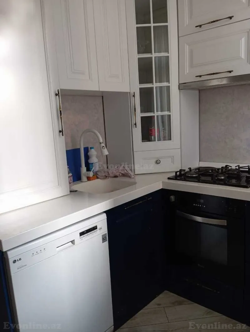 Kirayə verilir 2 otaqlı Mənzil Köhnə tikili 50 m² 28 May m. - şəkil 8