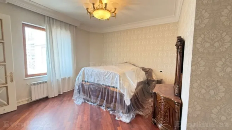 Satılır 4 otaqlı Mənzil Yeni tikili 250 m² İçərişəhər m. - şəkil 8