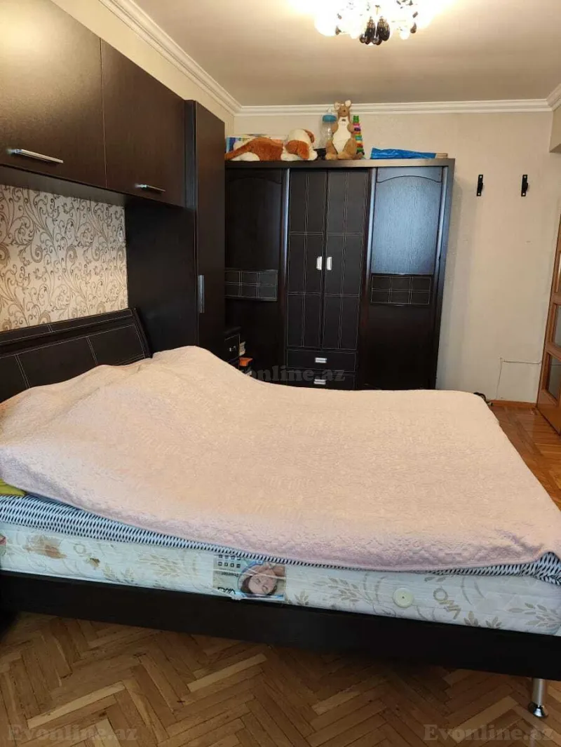 Satılır 3 otaqlı Mənzil Köhnə tikili 100 m² Gənclik m. - şəkil 6