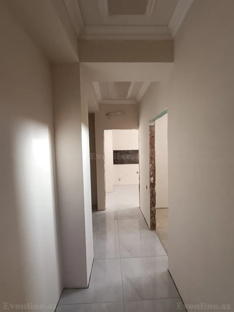 Satılır 3 otaqlı Mənzil Yeni tikili 84 m² Suraxanı r. - şəkil 2