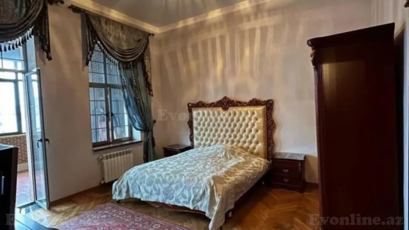 Satılır 5 otaqlı Mənzil Köhnə tikili 250 m² İçərişəhər m. - şəkil 10