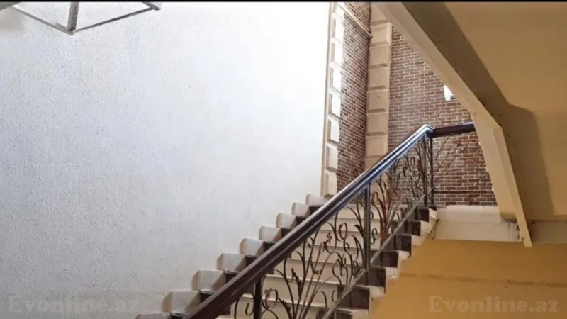 Satılır 5 otaqlı Mənzil Köhnə tikili 250 m² İçərişəhər m. - şəkil 15