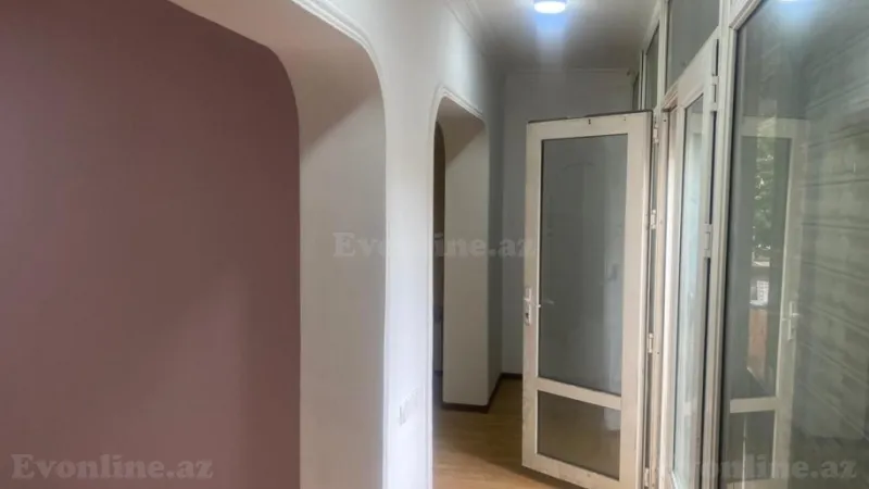 Kirayə verilir Ofis 100 m² 8 Noyabr m. - şəkil 3