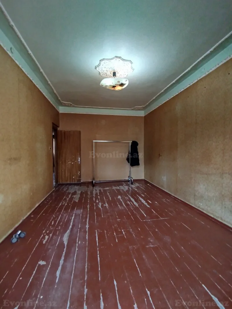 Satılır 3 otaqlı Mənzil Köhnə tikili 85 m² Həzi Aslanov m.