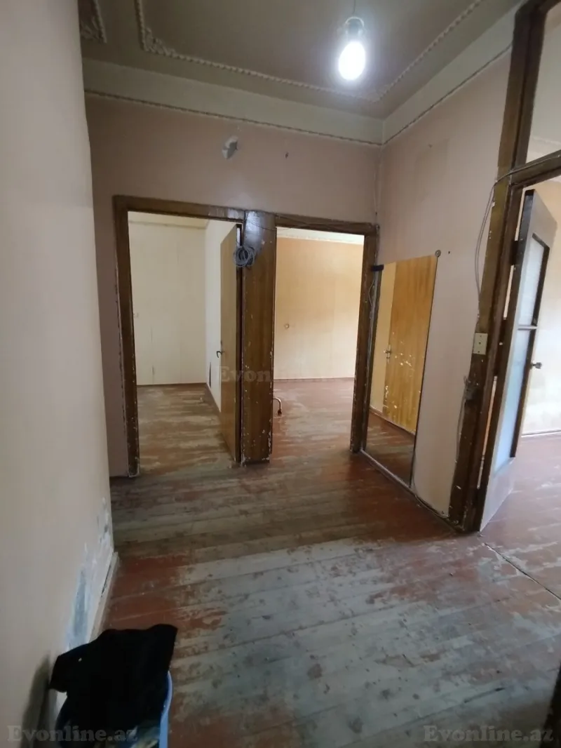 Satılır 3 otaqlı Mənzil Köhnə tikili 85 m² Həzi Aslanov m. - şəkil 13