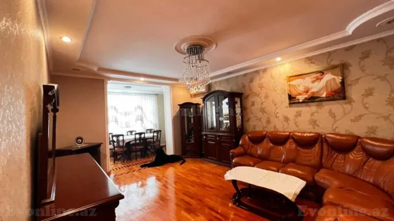 Satılır 3 otaqlı Mənzil Köhnə tikili 100 m² Elmlər Akademiyası m.