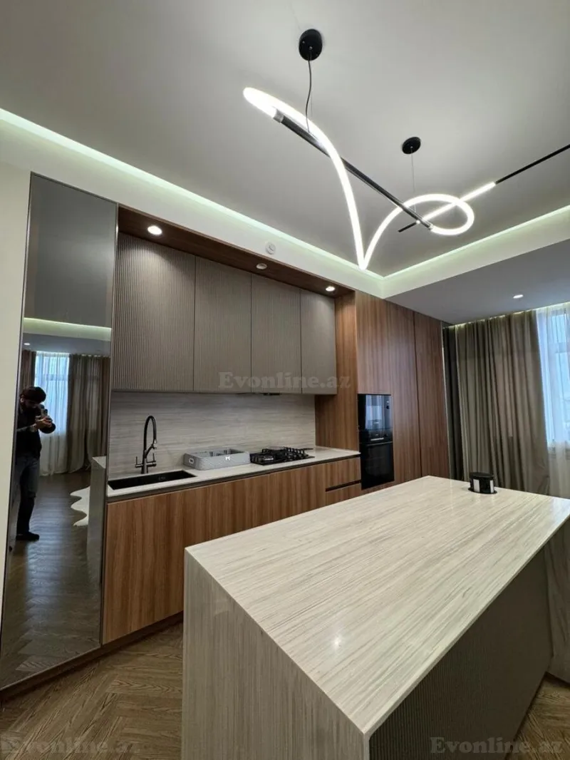 Kirayə verilir 4 otaqlı Mənzil Yeni tikili 200 m² Nəriman Nərimanov m. - şəkil 12