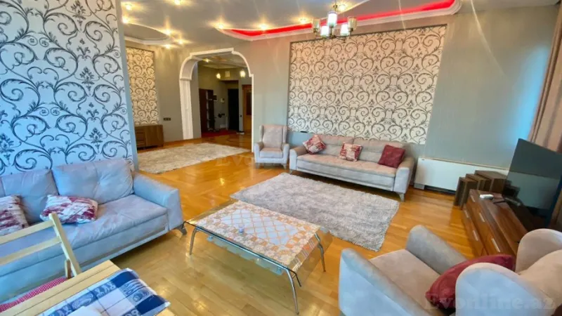 Kirayə verilir 4 otaqlı Mənzil Yeni tikili 200 m² 28 May m. - şəkil 4