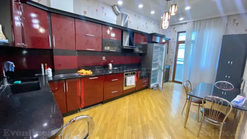 Kirayə verilir 4 otaqlı Mənzil Yeni tikili 200 m² 28 May m. - şəkil 11