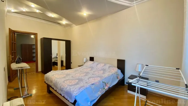 Kirayə verilir 4 otaqlı Mənzil Yeni tikili 200 m² 28 May m. - şəkil 14