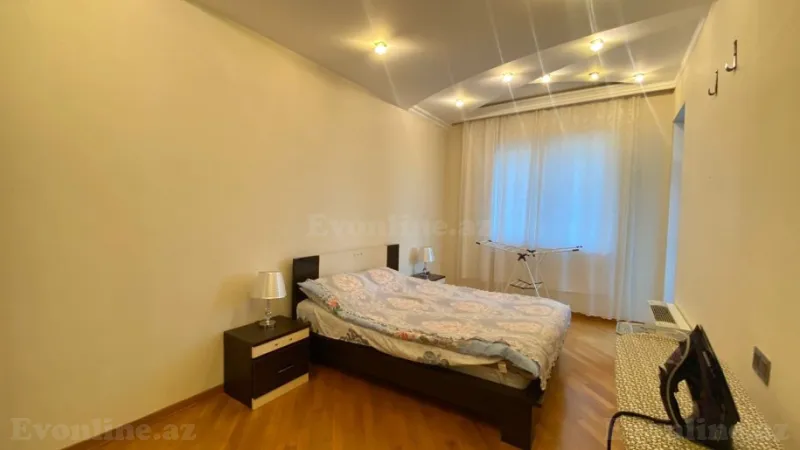 Kirayə verilir 4 otaqlı Mənzil Yeni tikili 200 m² 28 May m. - şəkil 15