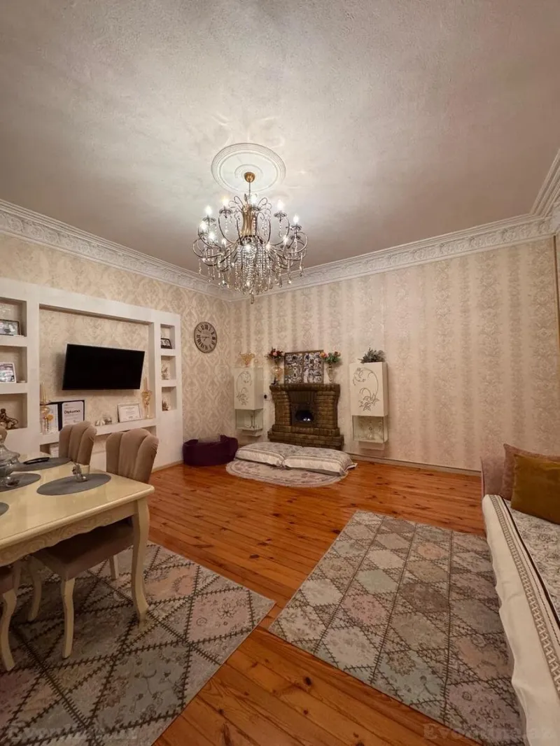 Satılır 3 otaqlı Mənzil Köhnə tikili 105 m² Nəriman Nərimanov m. - şəkil 2