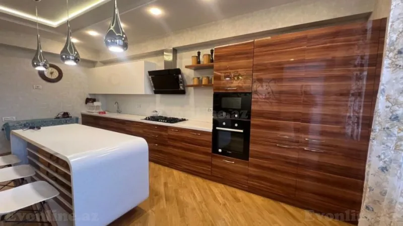 Kirayə verilir 4 otaqlı Mənzil Yeni tikili 190 m² 28 May m. - şəkil 6