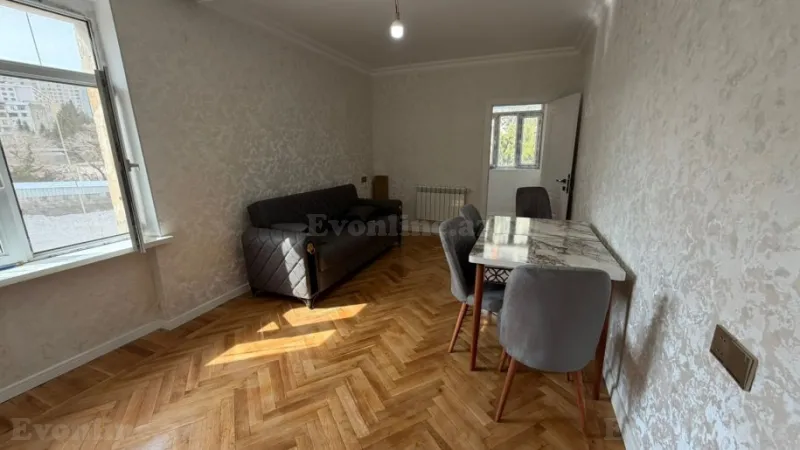 Kirayə verilir 2 otaqlı Mənzil Köhnə tikili 50 m² Nərimanov r.