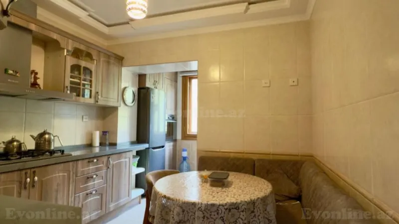 Satılır 3 otaqlı Mənzil Köhnə tikili 74 m² 28 May m. - şəkil 2