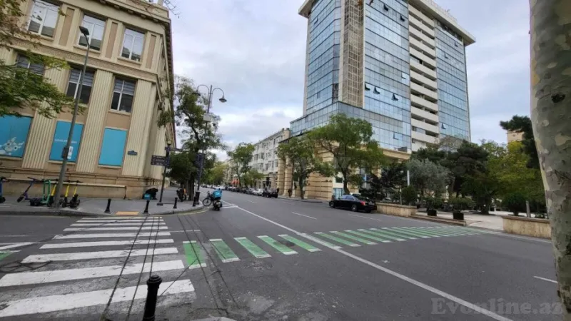 Satılır Obyekt 200 m² 28 May m. - şəkil 2