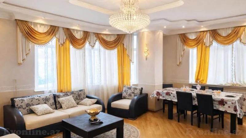 Satılır 4 otaqlı Mənzil Yeni tikili 170 m² 8 Noyabr m.