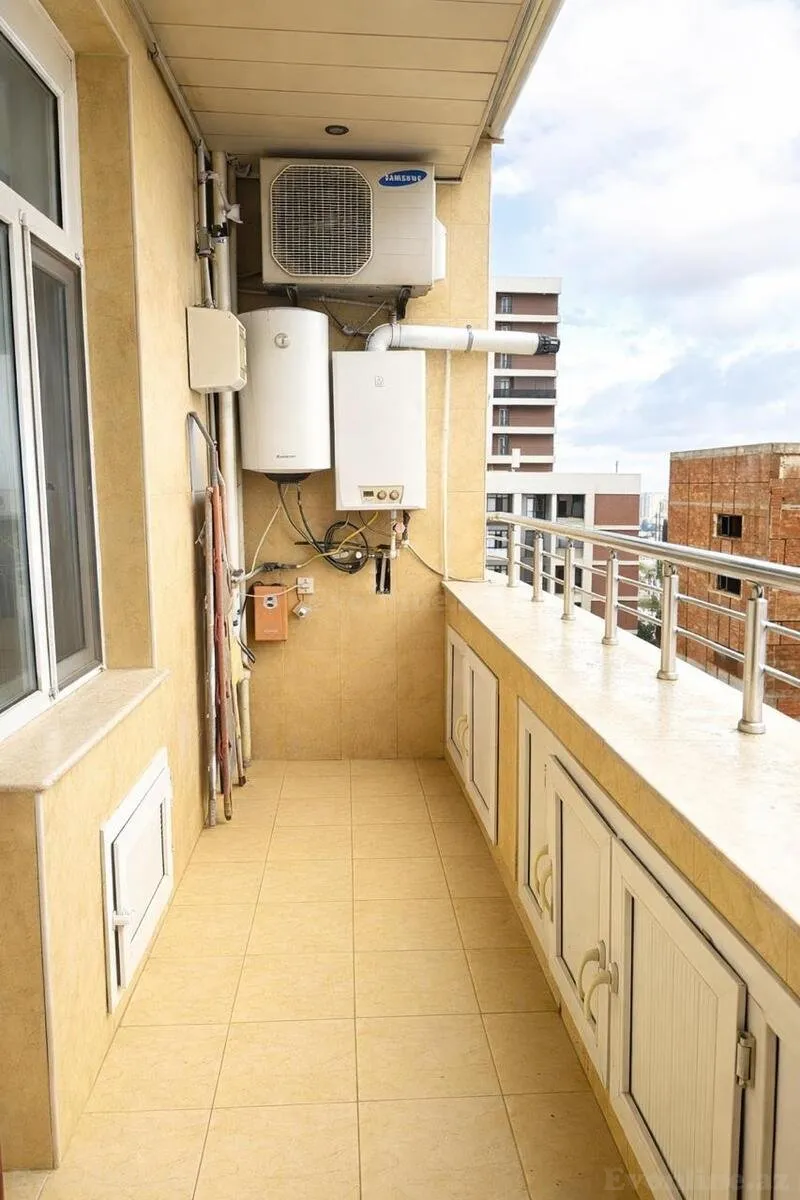 Satılır 4 otaqlı Mənzil Yeni tikili 170 m² 8 Noyabr m. - şəkil 12