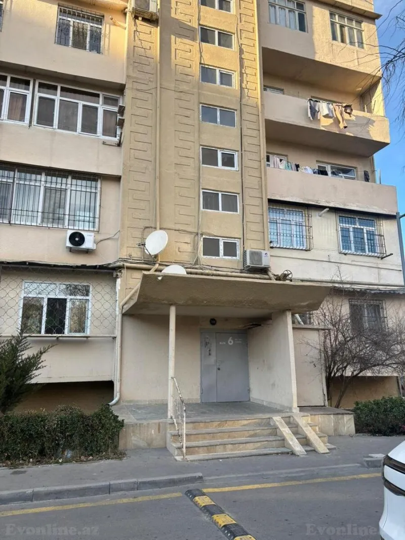 Satılır 2 otaqlı Mənzil Köhnə tikili 55 m² Xalqlar Dostluğu m. - şəkil 7