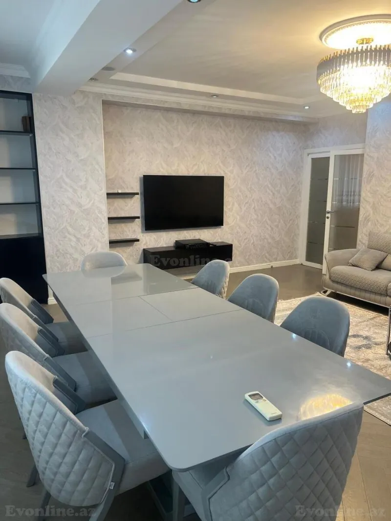 Kirayə verilir 4 otaqlı Mənzil Yeni tikili 160 m² Nəsimi r.