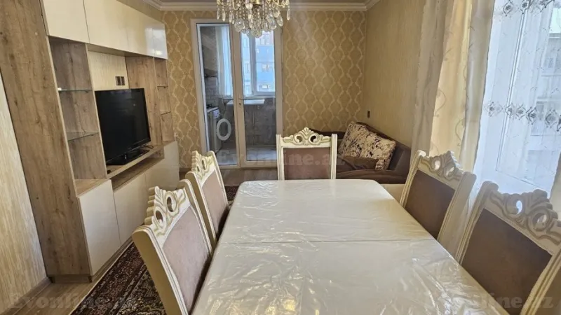 Kirayə verilir 2 otaqlı Mənzil Köhnə tikili 40 m² İnşaatçılar m. - şəkil 3