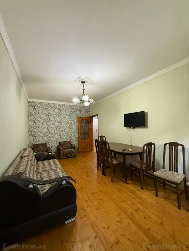 Kirayə verilir 2 otaqlı Mənzil Köhnə tikili 60 m² Suraxanı r.