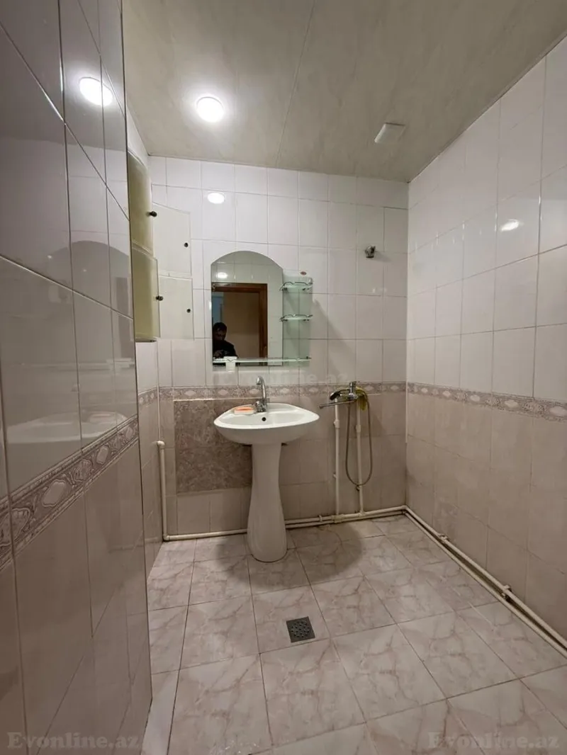 Kirayə verilir 2 otaqlı Mənzil Köhnə tikili 60 m² Suraxanı r. - şəkil 11