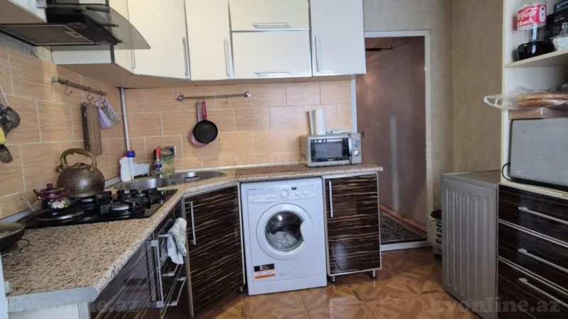 Satılır 4 otaqlı Mənzil Köhnə tikili 100 m² Yeni Yasamal - şəkil 10