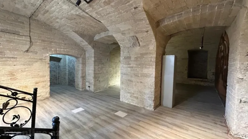 Satılır Obyekt 80 m² İçərişəhər m. - şəkil 9