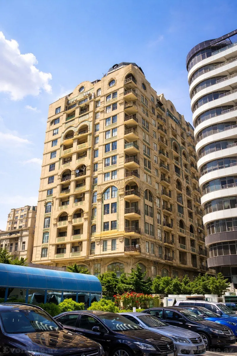 Satılır 5 otaqlı Mənzil Yeni tikili 255 m² Sahil m.