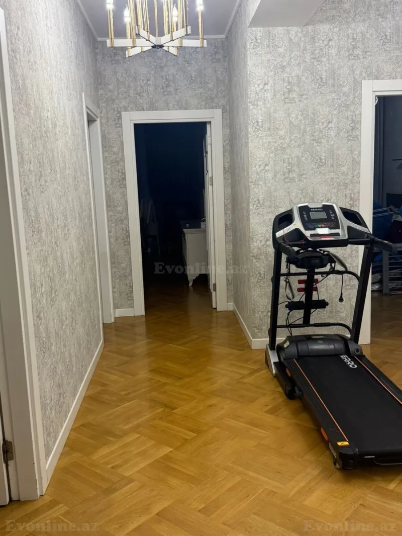 Satılır 3 otaqlı Mənzil Yeni tikili 135 m² Elmlər Akademiyası m. - şəkil 5