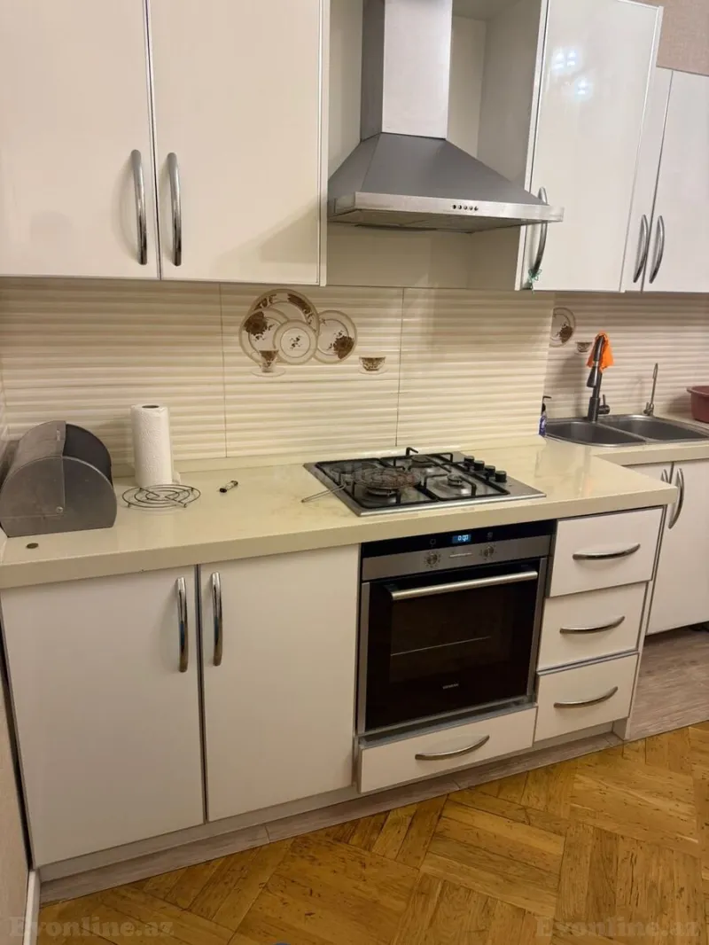 Satılır 3 otaqlı Mənzil Yeni tikili 135 m² Elmlər Akademiyası m. - şəkil 8