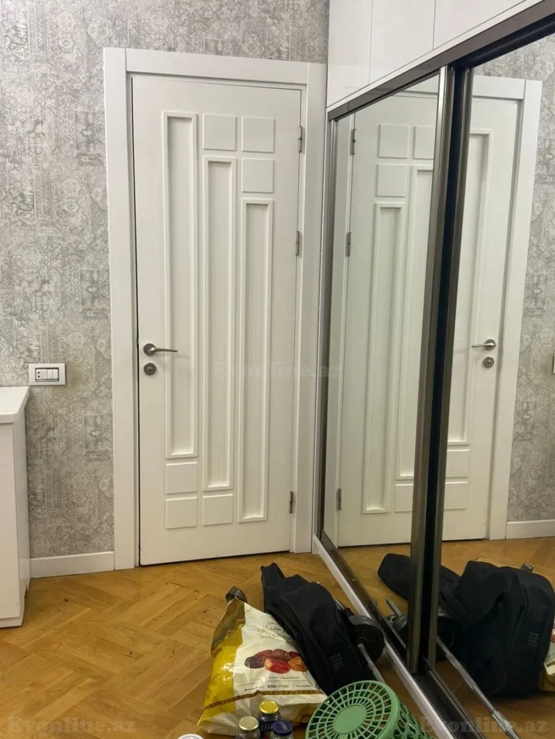 Satılır 3 otaqlı Mənzil Yeni tikili 135 m² Elmlər Akademiyası m. - şəkil 21