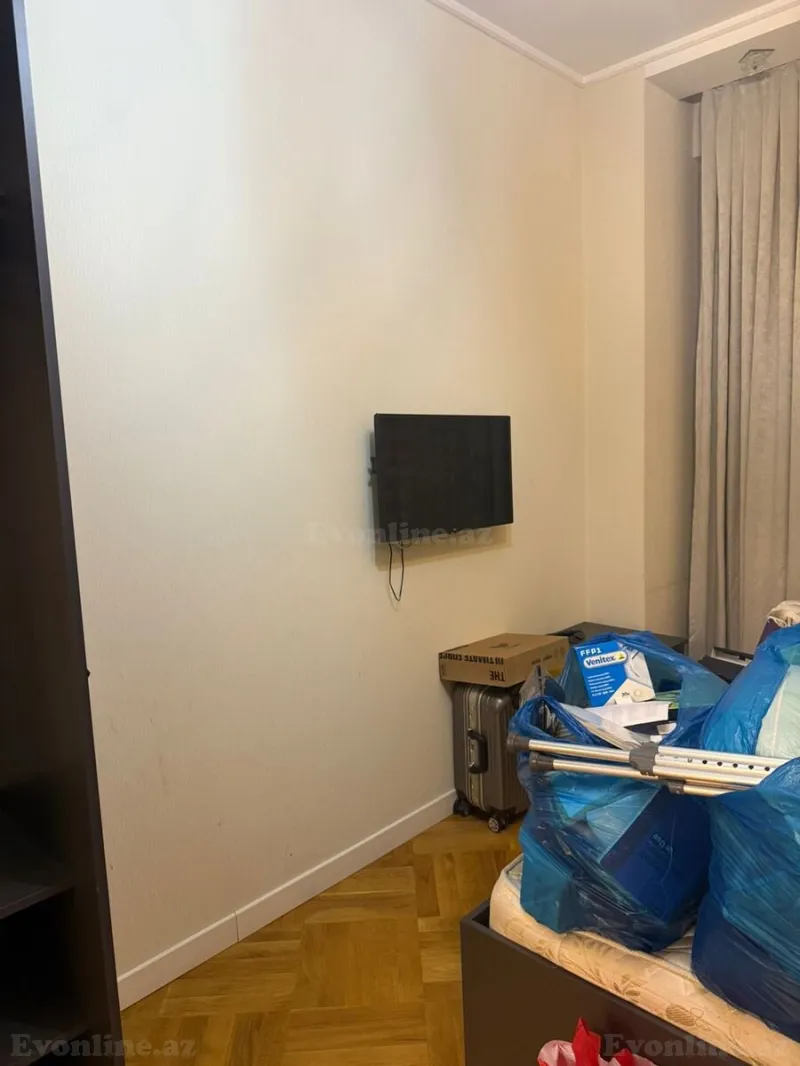 Satılır 3 otaqlı Mənzil Yeni tikili 135 m² Elmlər Akademiyası m. - şəkil 23