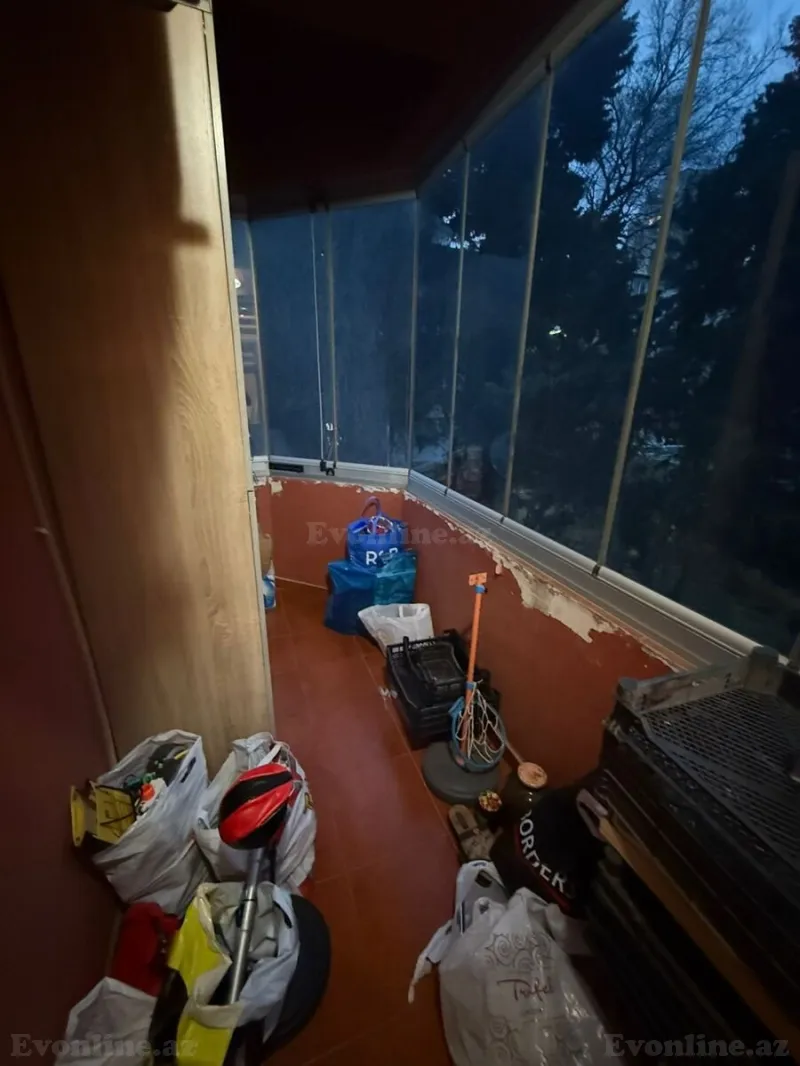 Satılır 3 otaqlı Mənzil Yeni tikili 135 m² Elmlər Akademiyası m. - şəkil 24