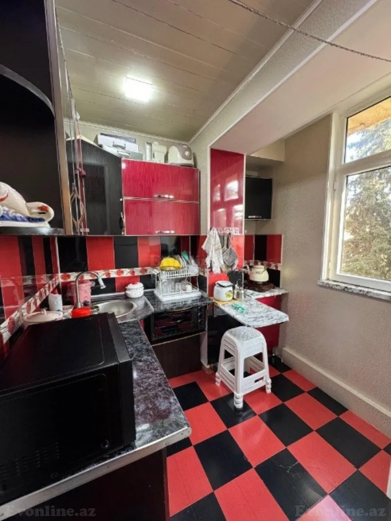 Satılır 3 otaqlı Mənzil Köhnə tikili 60 m² Sabunçu r. - şəkil 10