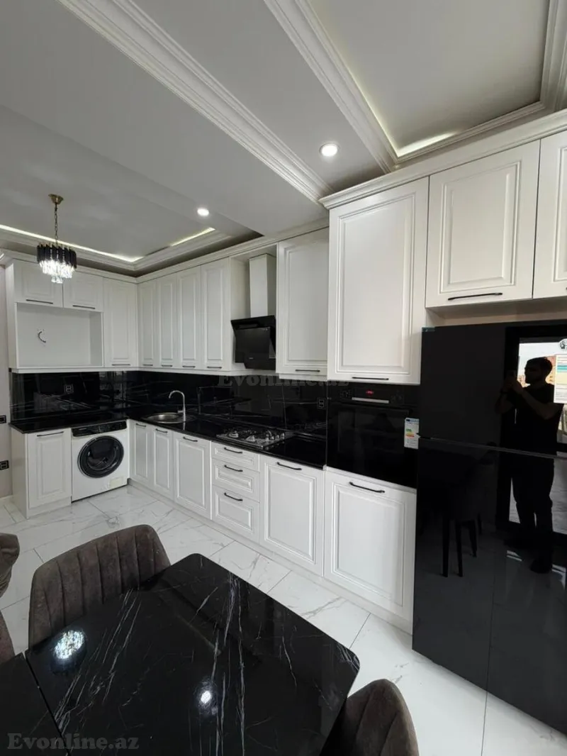 Satılır 2 otaqlı Mənzil Yeni tikili 81 m² Memar Əcəmi m. - şəkil 6