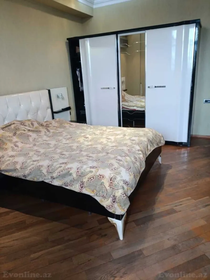 Satılır 3 otaqlı Mənzil Yeni tikili 157 m² Nərimanov r. - şəkil 9