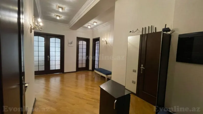 Satılır 3 otaqlı Mənzil Yeni tikili 126 m² 8 Noyabr m. - şəkil 10