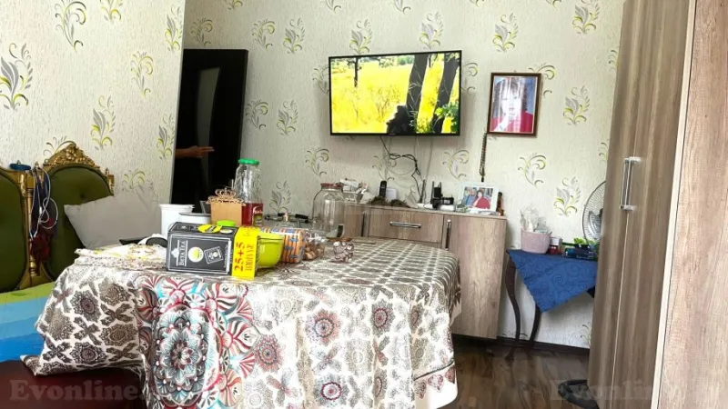 Satılır 2 otaqlı Mənzil Köhnə tikili 55 m² Gənclik m. - şəkil 4