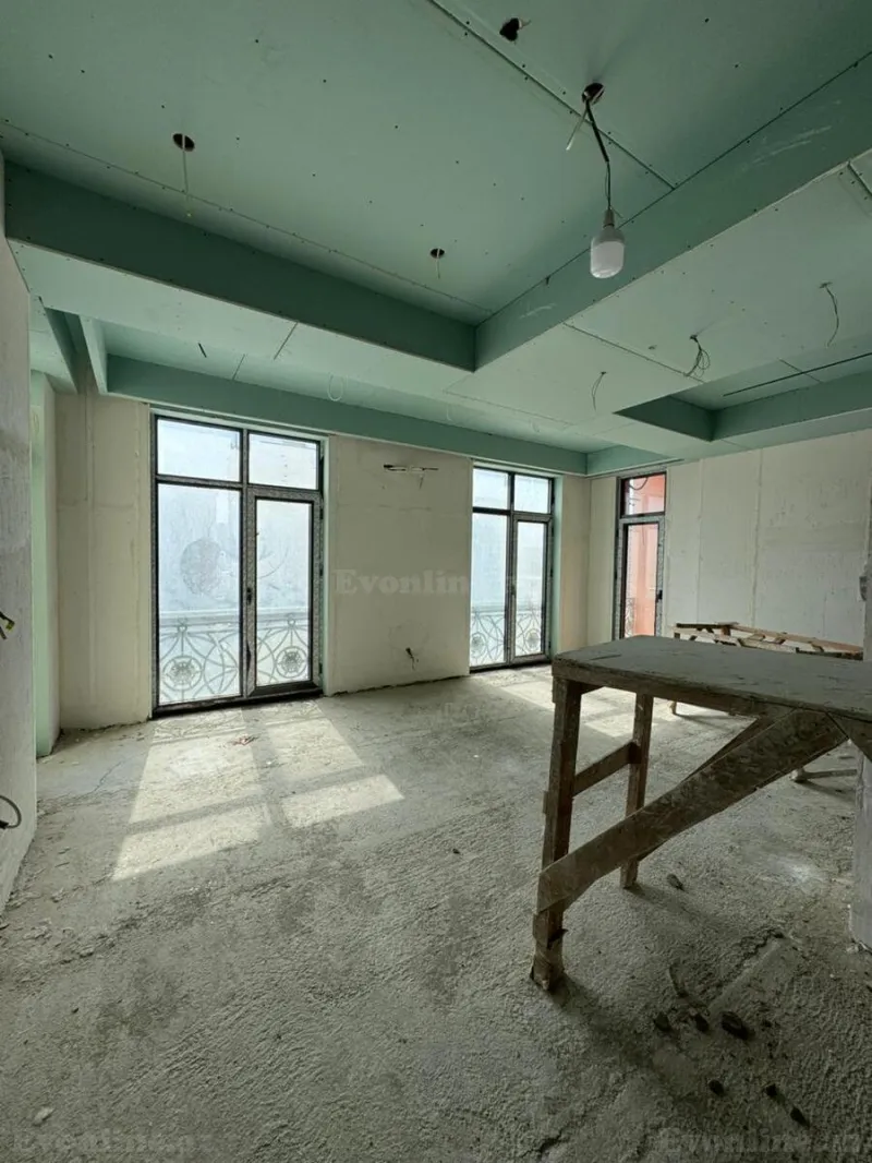 Satılır 4 otaqlı Mənzil Yeni tikili 322 m² Elmlər Akademiyası m. - şəkil 11