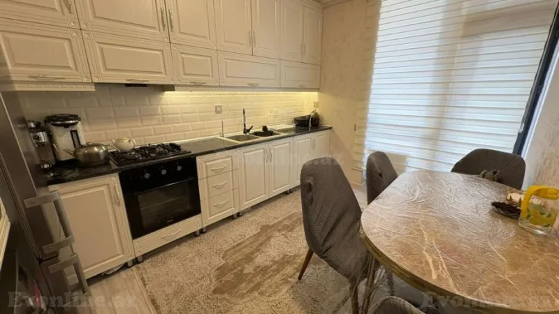 Kirayə verilir 3 otaqlı Mənzil Köhnə tikili 117 m² 28 May m. - şəkil 3