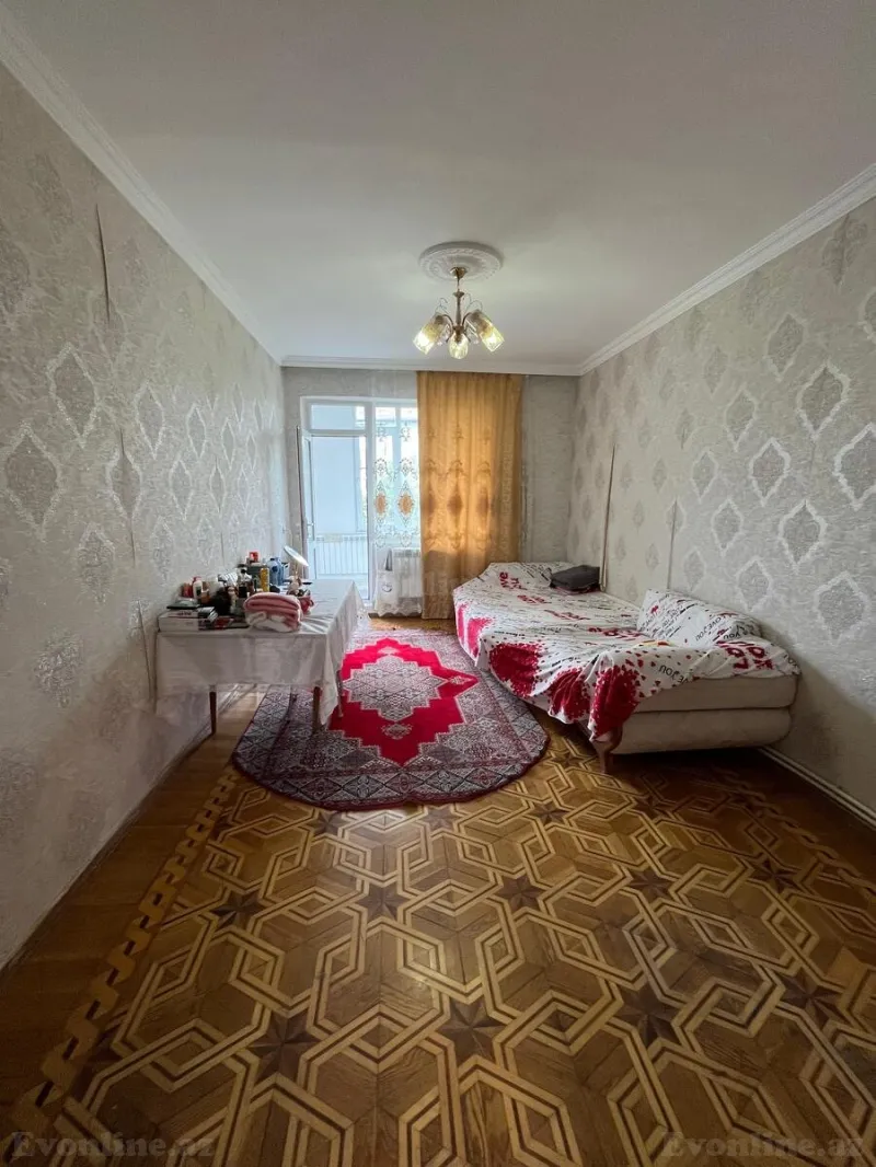 Kirayə verilir 2 otaqlı Mənzil Köhnə tikili 65 m² 3-cü mikrorayon