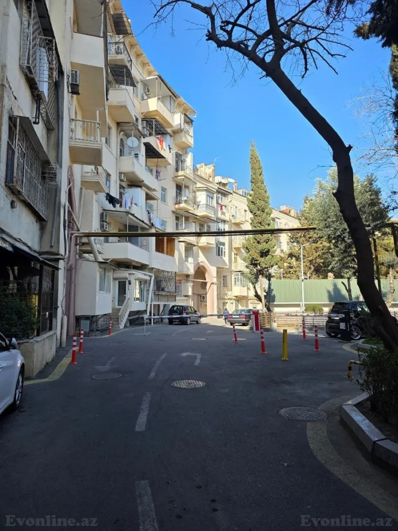 Satılır 3 otaqlı Mənzil Köhnə tikili 80 m² Nizami m. - şəkil 14